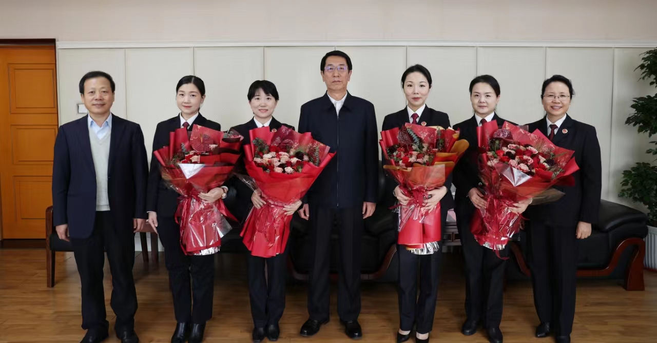 段文龍檢察長(zhǎng)會(huì)見(jiàn)“八公賽”我省參賽選手